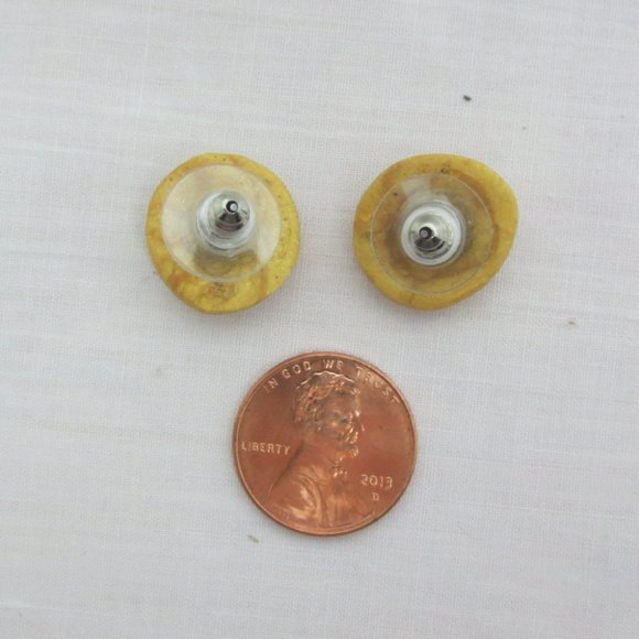 New Hand Crafted Mystical Face Stud Clay Earrings - Picture 4 of 6